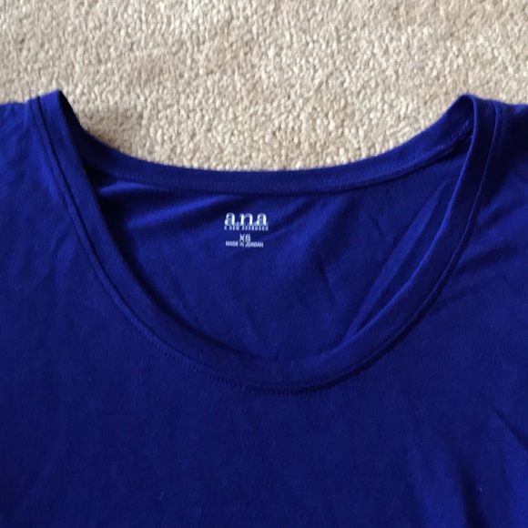 blue women’s xs short sleeve scoop neck shirt - Picture 3 of 4